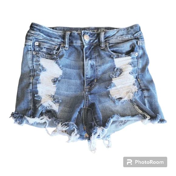 🌟3 For $15 SALE🌟 American Eagle Outfitters High Rise Shortie Destructed Jeans - Picture 1 of 6